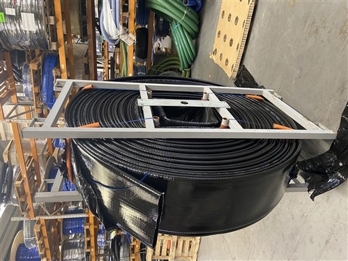 Click to enlarge - High pressure Polyurethane hose for fuel bunkering applications. Made from a polyester jacket with PU materials, this hose is designed for transfer of hydrocarbons and liquid media. Very tough and rugged Oroflex Terrain will give many years service in tough environments.